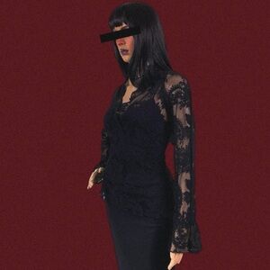 Vintage bandolino black vampy romantic goth lace blouse